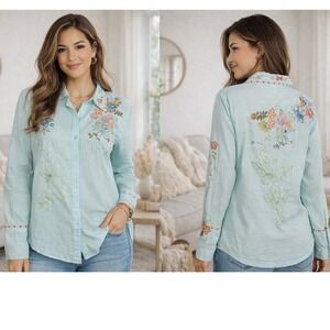 Entity Embroidered Floral Button Up Blouse Small Blue‎ Boho Cottagecore Read